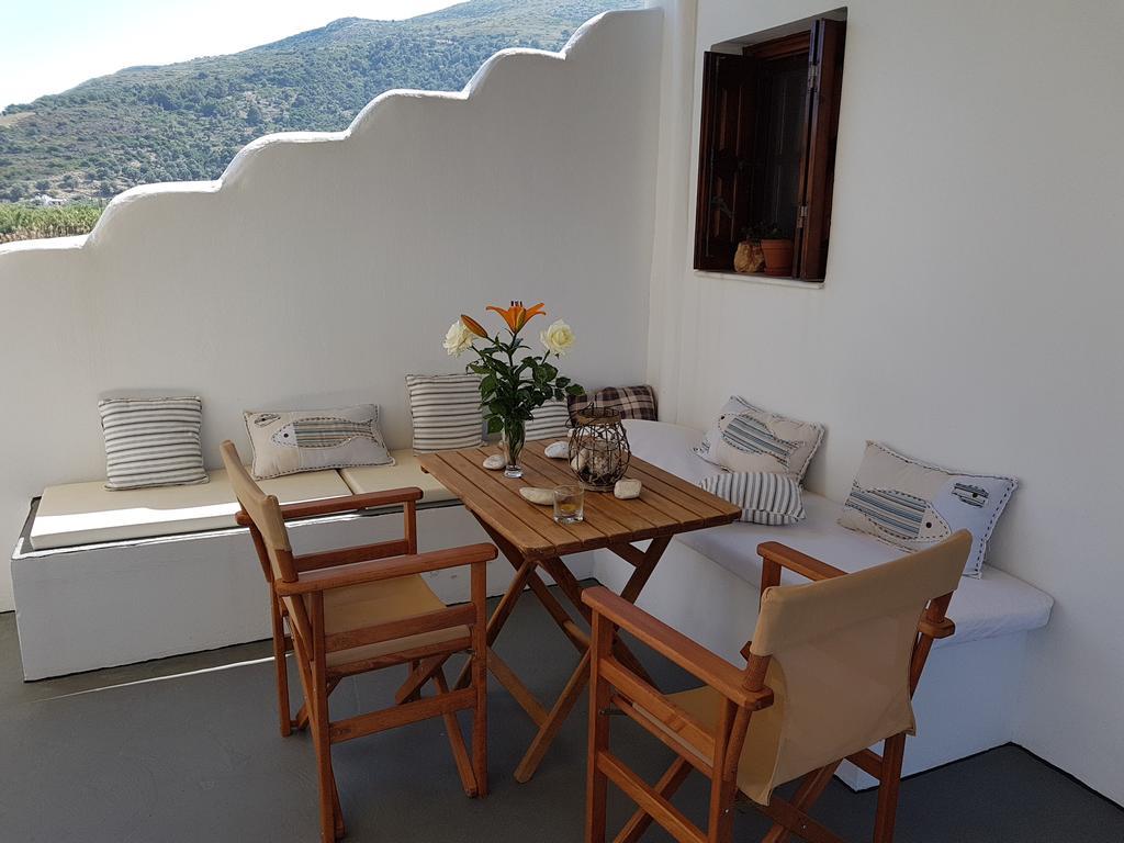 Theo'S Vacation Home Skyros Buitenkant foto