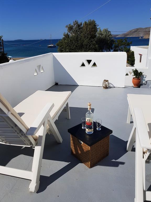Theo'S Vacation Home Skyros Buitenkant foto