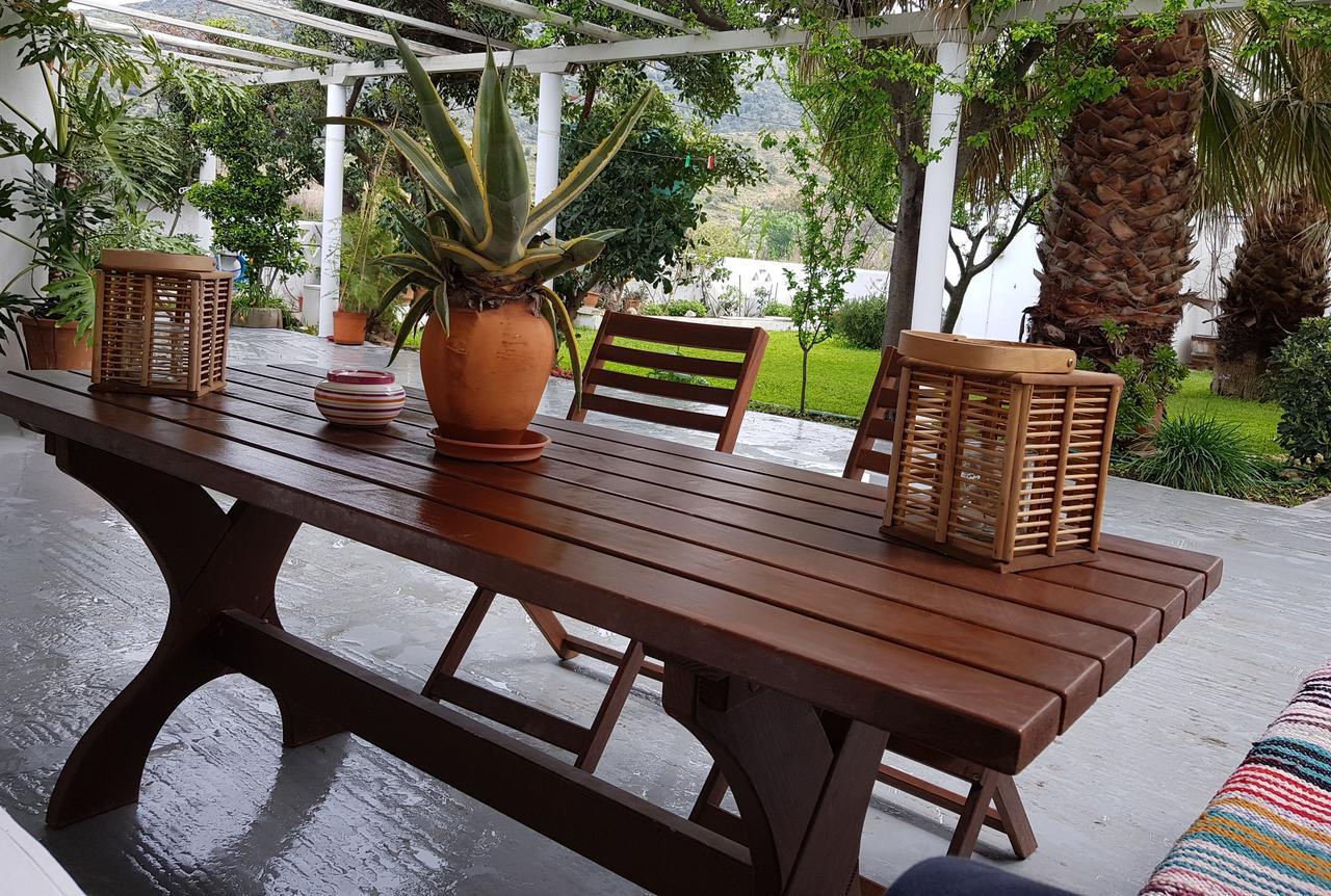 Theo'S Vacation Home Skyros Buitenkant foto